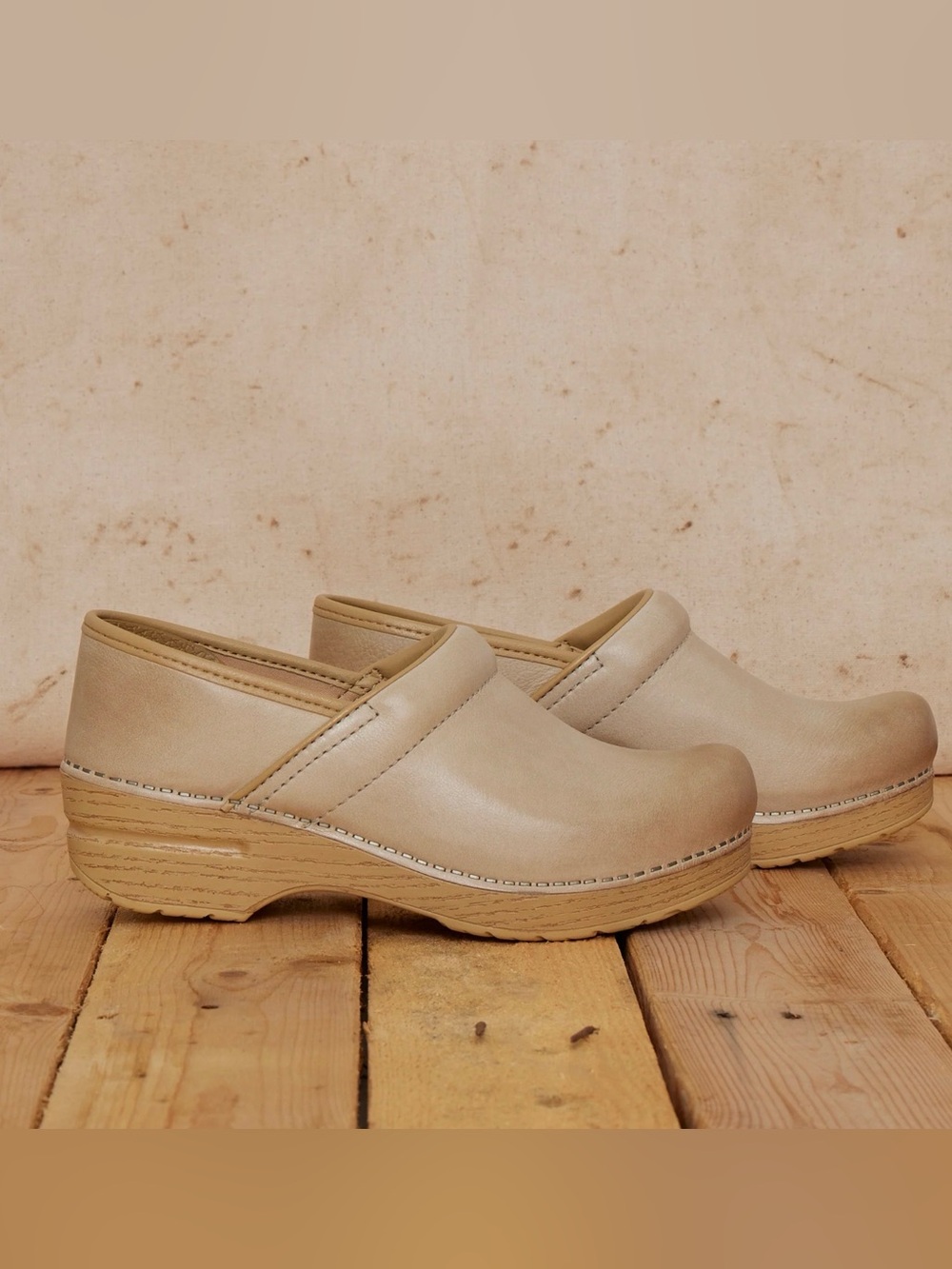 Dansko Professional Sand Milled Burnished Clog size 36
